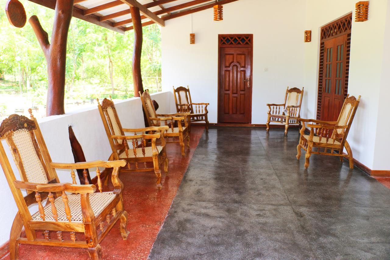 Lavish Eco Jungle Hotel Tissamaharama Kültér fotó