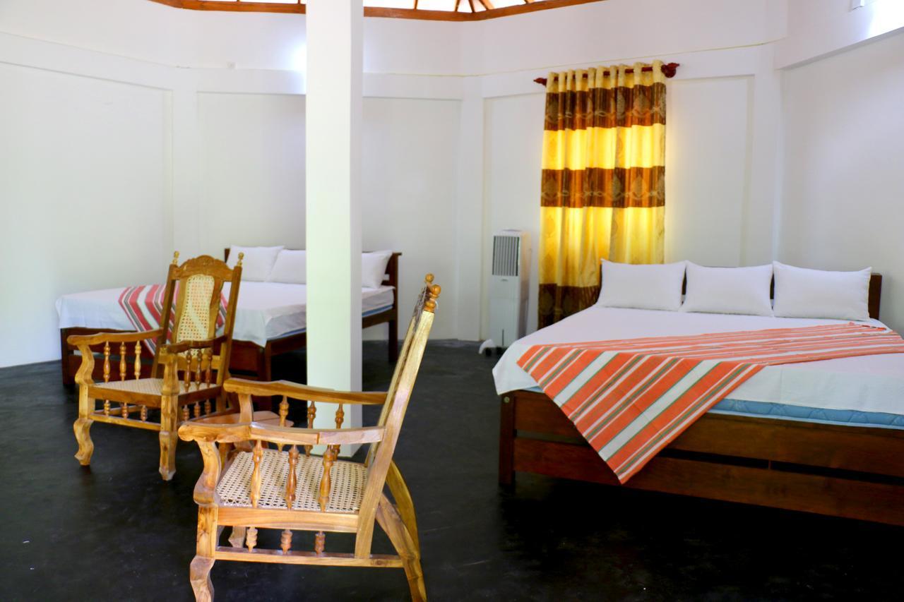 Lavish Eco Jungle Hotel Tissamaharama Kültér fotó