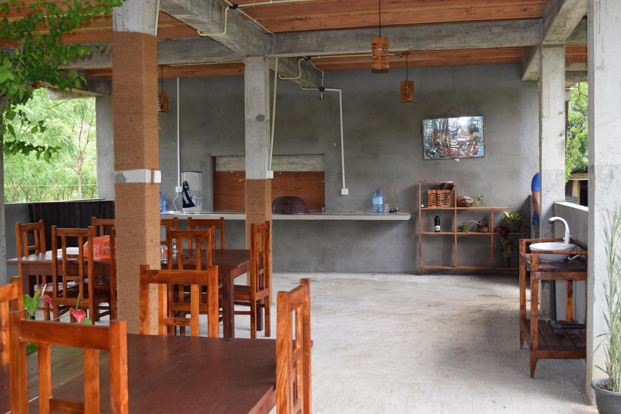 Lavish Eco Jungle Hotel Tissamaharama Kültér fotó