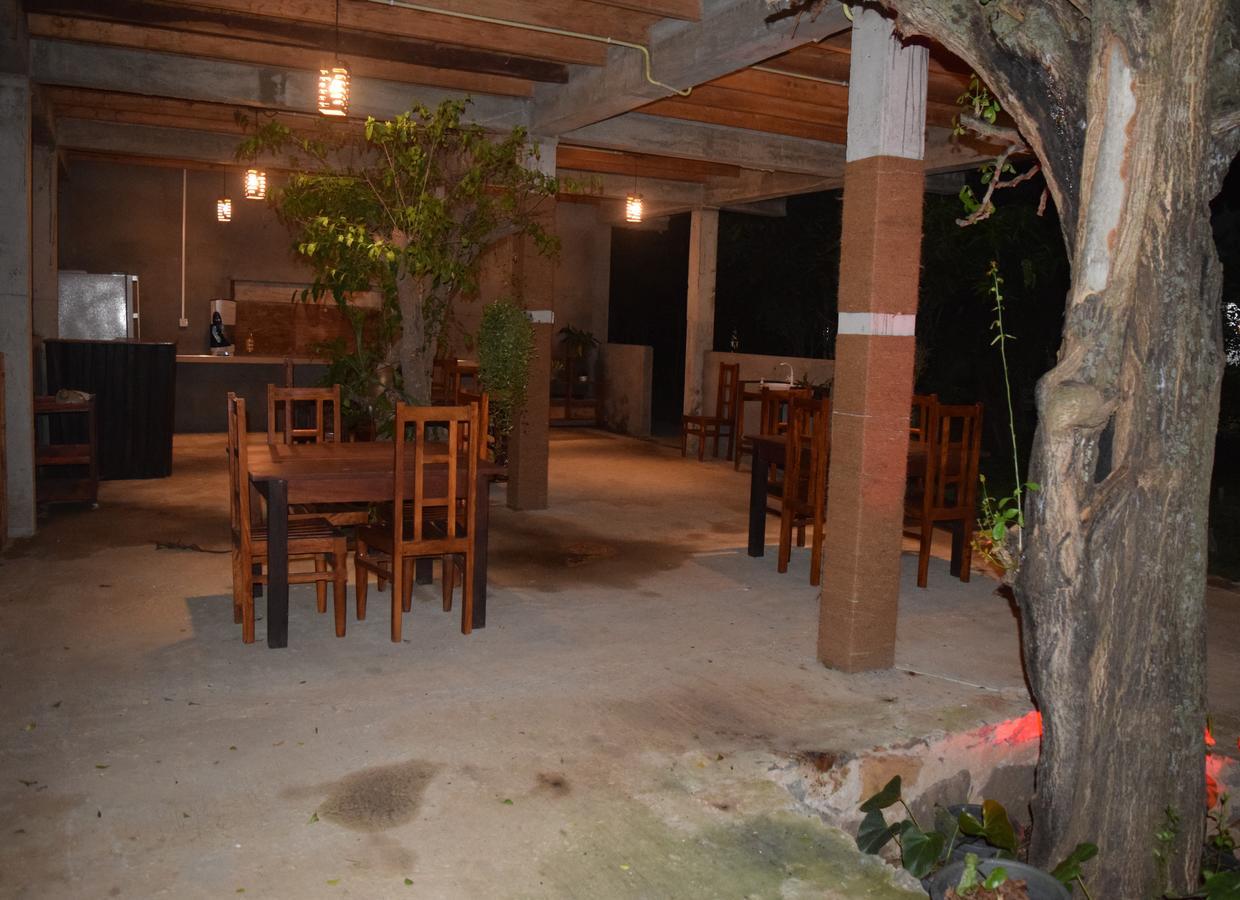 Lavish Eco Jungle Hotel Tissamaharama Kültér fotó